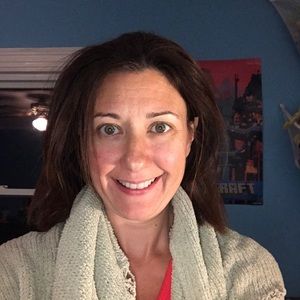 Meet your Posher, Raisa